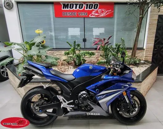 YAMAHA YZF R1 YAMAHA YZF R1