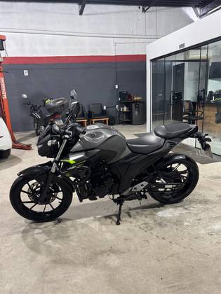 YAMAHA FZ25 FAZER ABS 