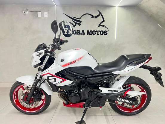 YAMAHA-XJ6 N-2013