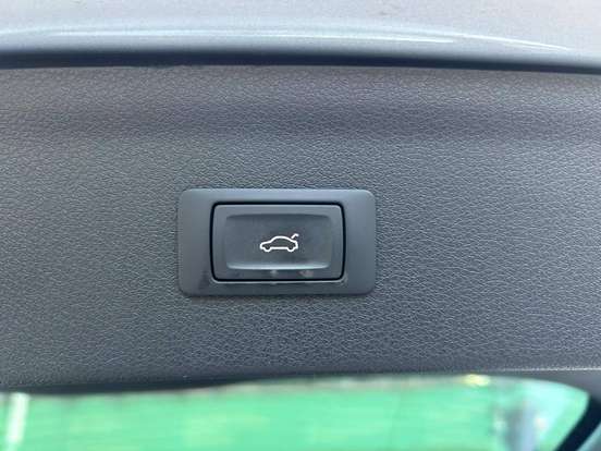 AUDI-Q3-2.0 TFSI AMBIENTE QUATTRO 4P GASOLINA S TRONIC AUDI-Q3-2015