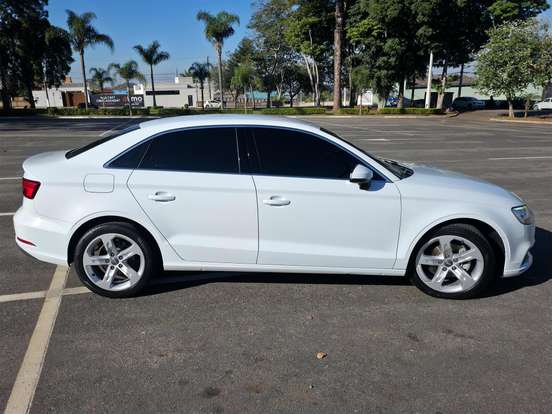 AUDI-A3-2019