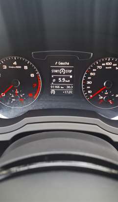 AUDI-Q3-1.4 TFSI AMBIENTE FLEX 4P S TRONIC AUDI-Q3-2018