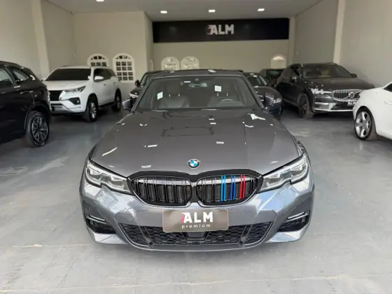 BMW 320i 2.0 16V TURBO FLEX M SPORT AUTOMÁTICO BMW 320i 2.0 16V TURBO FLEX M SPORT AUTOMÁTICO