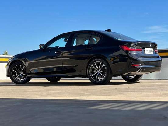 BMW-320i-2.0 16V TURBO GASOLINA SPORT GP AUTOMÁTICO BMW-320i-2020