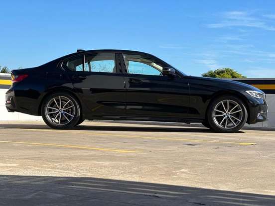 BMW-320i-2.0 16V TURBO GASOLINA SPORT GP AUTOMÁTICO BMW-320i-2020