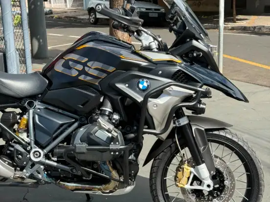 BMW-R 1250 GS ADVENTURE PREMIUM + EXCLUSIVE BMW-R 1250 GS ADVENTURE PREMIUM + EXCLUSIVE-2020