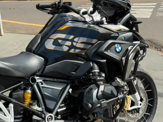 BMW-R 1250 GS ADVENTURE PREMIUM + EXCLUSIVE BMW-R 1250 GS ADVENTURE PREMIUM + EXCLUSIVE-2020
