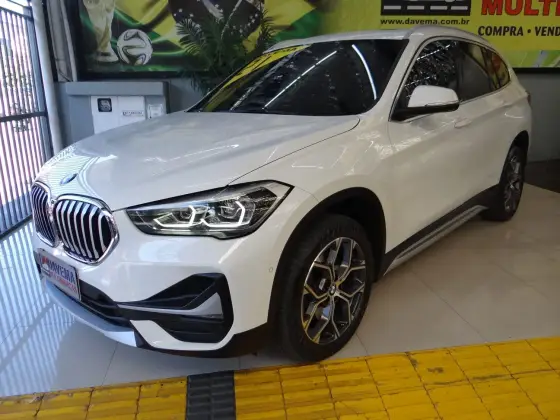 BMW X1 2.0 16V TURBO ACTIVEFLEX SDRIVE20I X-LINE 4P AUTOMÁTICO BMW X1 2.0 16V TURBO ACTIVEFLEX SDRIVE20I X-LINE 4P AUTOMÁTICO