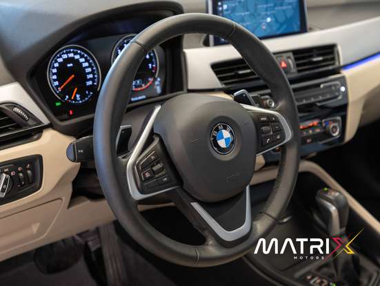 BMW-X1-2.0 16V TURBO ACTIVEFLEX SDRIVE20I X-LINE 4P AUTOMÁTICO BMW-X1-2021