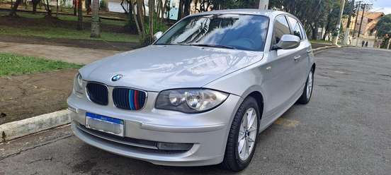 BMW-118i-2009