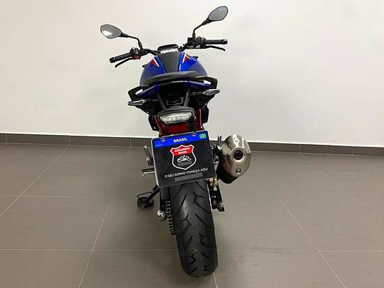 BMW-G 310 R-2024