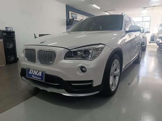 BMW-X1-2.0 16V TURBO ACTIVEFLEX SDRIVE20I 4P AUTOMÁTICO BMW-X1-2015