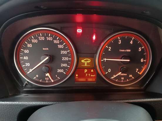 BMW-X1-2015