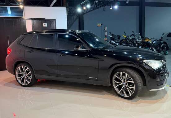 BMW-X1-2015