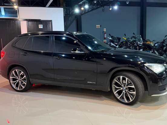 BMW-X1-2.0 16V TURBO ACTIVEFLEX SDRIVE20I 4P AUTOMÁTICO BMW-X1-2015