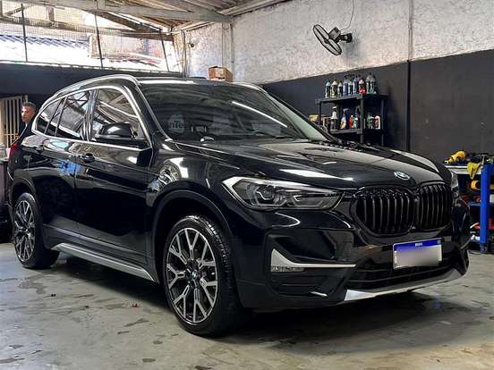 BMW-X1-2.0 16V TURBO ACTIVEFLEX SDRIVE20I X-LINE 4P AUTOMÁTICO BMW-X1-2022