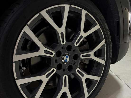 BMW-X1-2.0 16V TURBO ACTIVEFLEX SDRIVE20I X-LINE 4P AUTOMÁTICO BMW-X1-2022