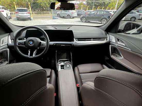 BMW-X1-2.0 16V TURBO GASOLINA SDRIVE20I M SPORT STEPTRONIC BMW-X1-2024