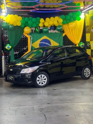CHEVROLET ONIX 1.0 MPFI JOY 8V FLEX 4P MANUAL CHEVROLET ONIX 1.0 MPFI JOY 8V FLEX 4P MANUAL