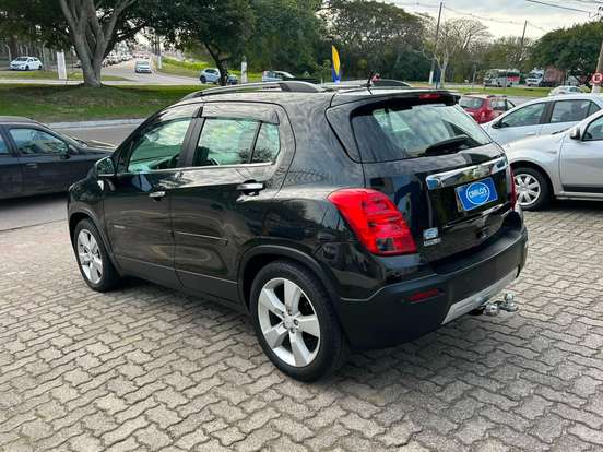 CHEVROLET-TRACKER-2013