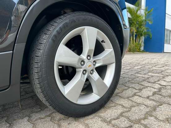CHEVROLET-TRACKER-2013