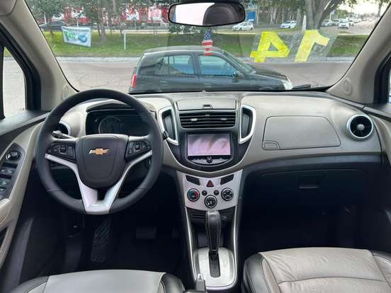 CHEVROLET-TRACKER-2013