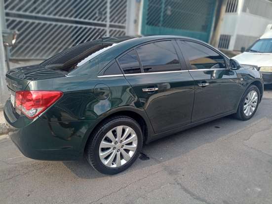 CHEVROLET-CRUZE-2011