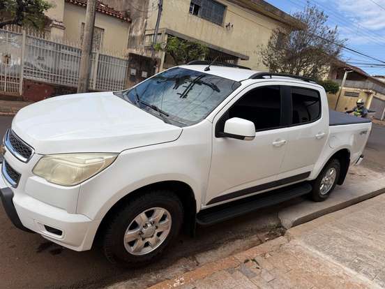 CHEVROLET-S10-2.8 LT 4X4 CD 16V TURBO DIESEL 4P MANUAL CHEVROLET-S10-2012