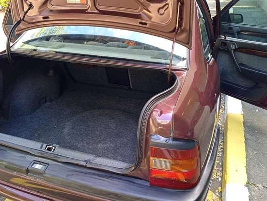 CHEVROLET-VECTRA-2.0 MPFI CD 8V GASOLINA 4P AUTOMÁTICO CHEVROLET-VECTRA-1993