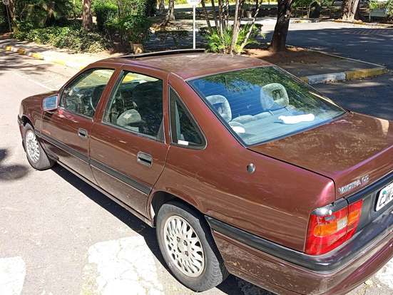 CHEVROLET-VECTRA-1993