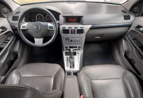 CHEVROLET-VECTRA-2011