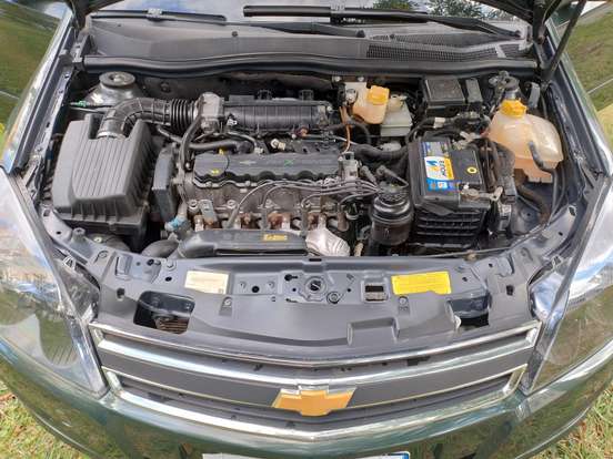 CHEVROLET-VECTRA-2.0 MPFI ELEGANCE 8V FLEX 4P AUTOMÁTICO CHEVROLET-VECTRA-2011