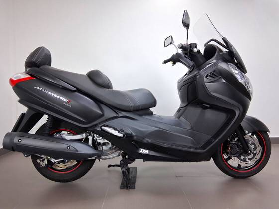 DAFRA MAXSYM 400i 