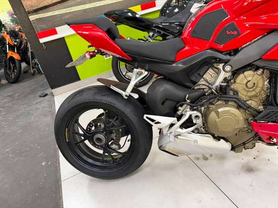 DUCATI-STREETFIGHTER V4 S-2021