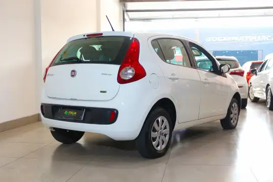 FIAT-PALIO-2017