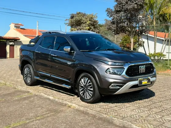 FIAT TORO 2.0 16V TURBO DIESEL RANCH 4WD AT9 FIAT TORO 2.0 16V TURBO DIESEL RANCH 4WD AT9