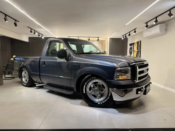 FORD F-250 4.2 XL 4X2 CS TURBO INTERCOOLER DIESEL 2P MANUAL FORD F-250 4.2 XL 4X2 CS TURBO INTERCOOLER DIESEL 2P MANUAL