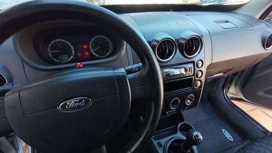FORD-ECOSPORT-2003