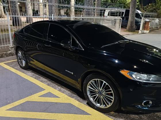 FORD FUSION 2.0 TITANIUM 16V HÍBRIDO 4P AUTOMÁTICO