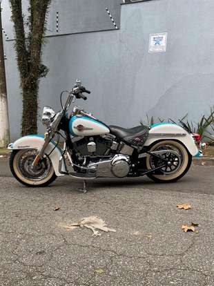 HARLEY-DAVIDSON-SOFTAIL HERITAGE CLASSIC-2015