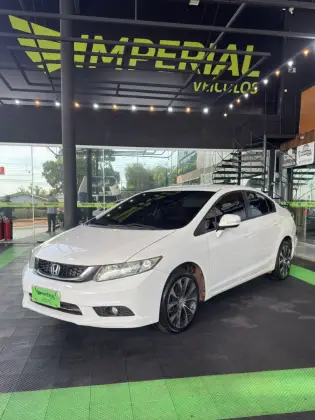 HONDA CIVIC 2.0 LXR 16V FLEX 4P AUTOMÁTICO HONDA CIVIC 2.0 LXR 16V FLEX 4P AUTOMÁTICO