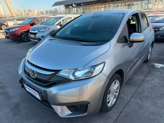 HONDA FIT 1.5 LX 16V FLEX 4P AUTOMÁTICO