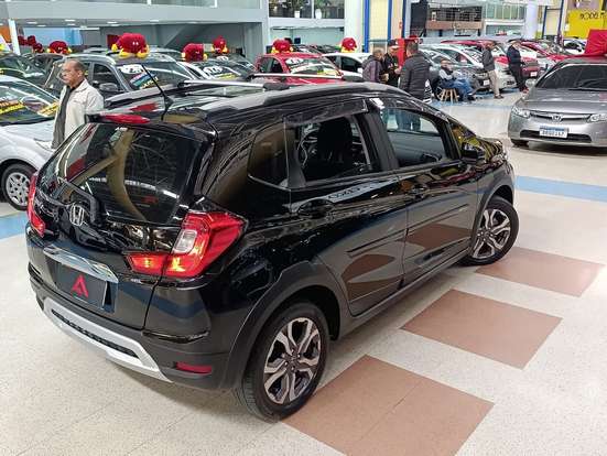 HONDA-WR-V-2017