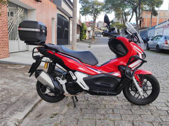 HONDA ADV 