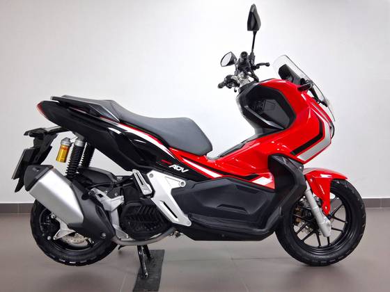 HONDA ADV 
