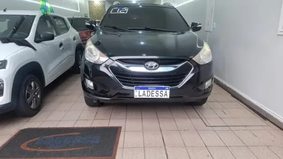 HYUNDAI IX35 2.0 MPI 4X2 16V GASOLINA 4P AUTOMÁTICO HYUNDAI IX35 2.0 MPI 4X2 16V GASOLINA 4P AUTOMÁTICO