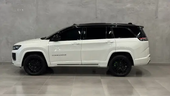 JEEP COMMANDER 2.0 HURRICANE 4 TURBO GASOLINA BLACKHAWK AT9 JEEP COMMANDER 2.0 HURRICANE 4 TURBO GASOLINA BLACKHAWK AT9