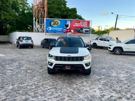 JEEP COMPASS 2.0 16V DIESEL TRAILHAWK 4X4 AUTOMÁTICO JEEP COMPASS 2.0 16V DIESEL TRAILHAWK 4X4 AUTOMÁTICO