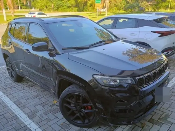 JEEP COMPASS 2.0 HURRICANE 4 TURBO GASOLINA BLACKHAWK AT9 JEEP COMPASS 2.0 HURRICANE 4 TURBO GASOLINA BLACKHAWK AT9