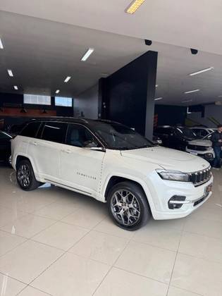 JEEP COMMANDER 2.0 TD380 TURBO DIESEL OVERLAND AT9